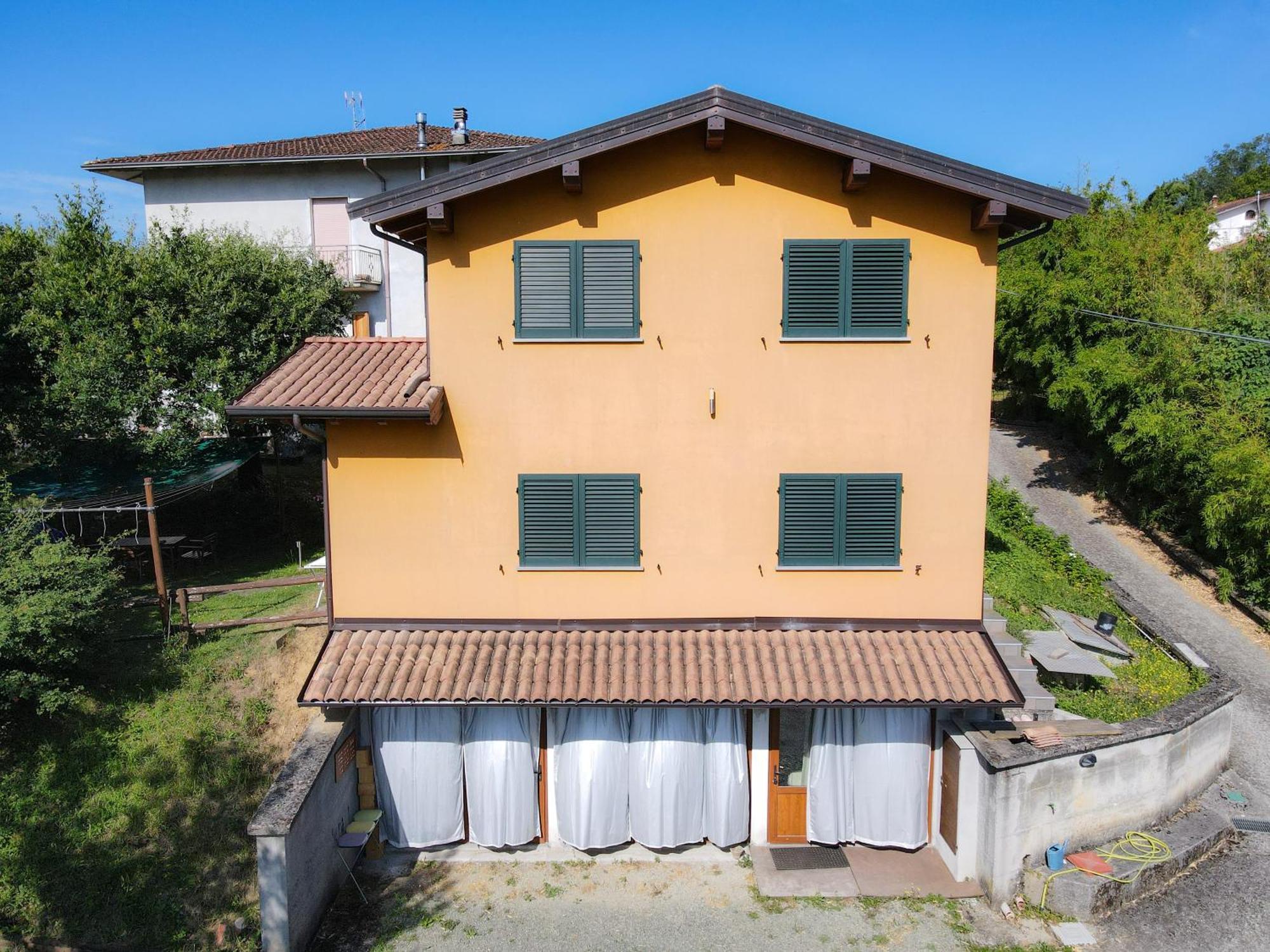 B&B Cadrecca Tra Terra Luna E Mare Licciana Nardi Exterior foto